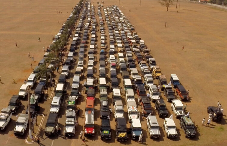 Encontro de proprietários de veículos da marca Land Rover, deve reunir cerca de 1200 pessoas em Foz do Iguaçu