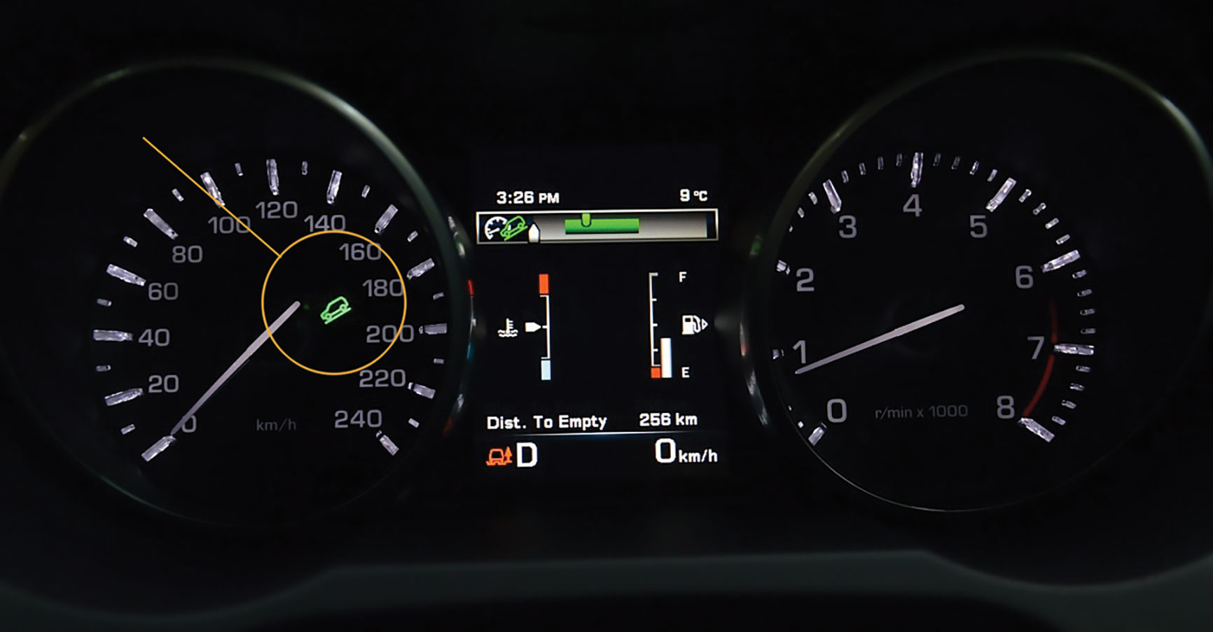 2015-Range-Rover-Evoque-Dynamic-hill-descent-control-(1)