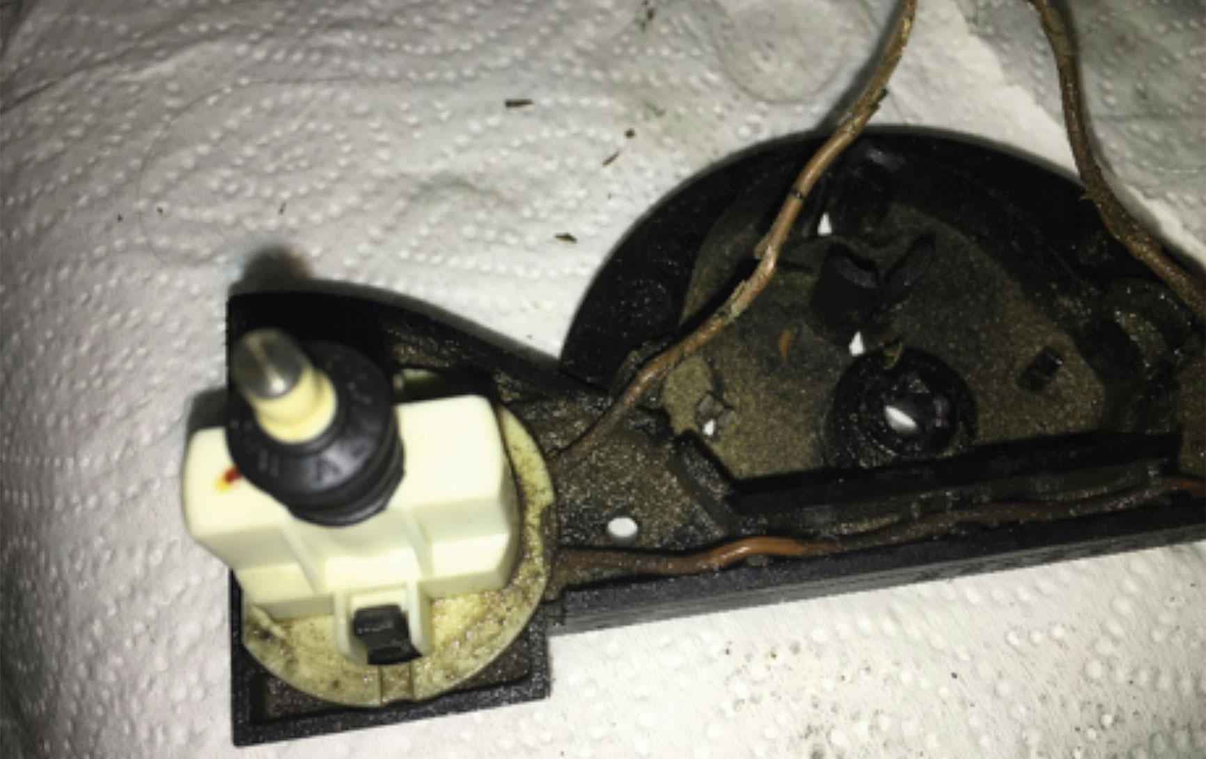 Shuttle Valve Switch