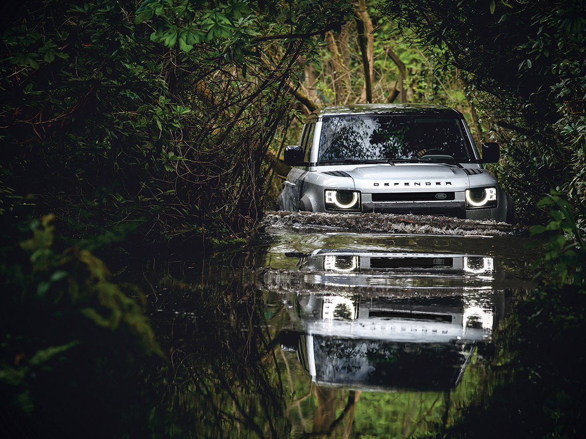 lr_def_110_20my_off-road_100919_42